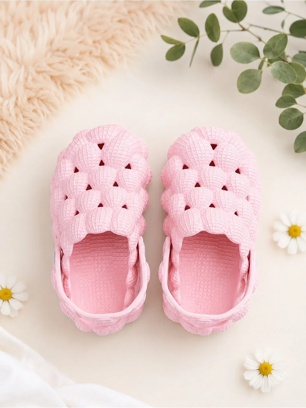 SHEIN Pink Bubble Clog Sandals for Kids